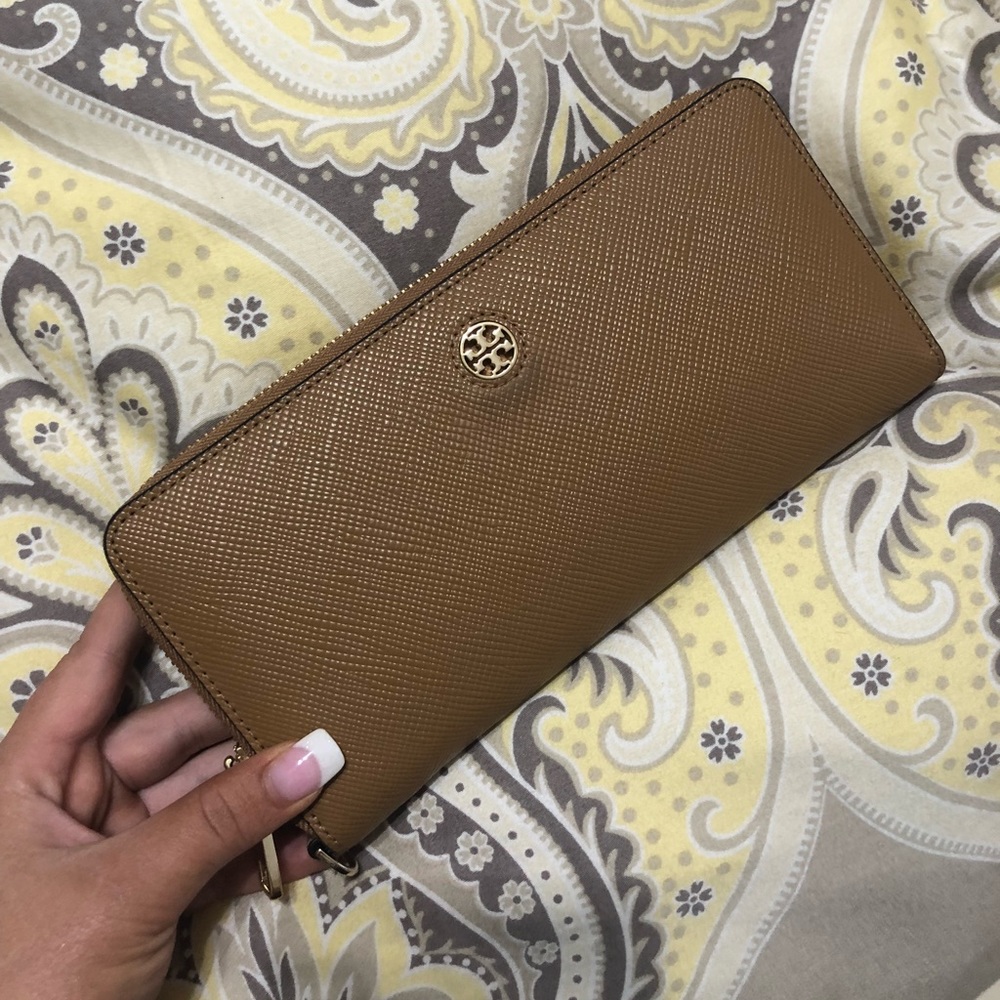 Tory Burch Continental Wallet